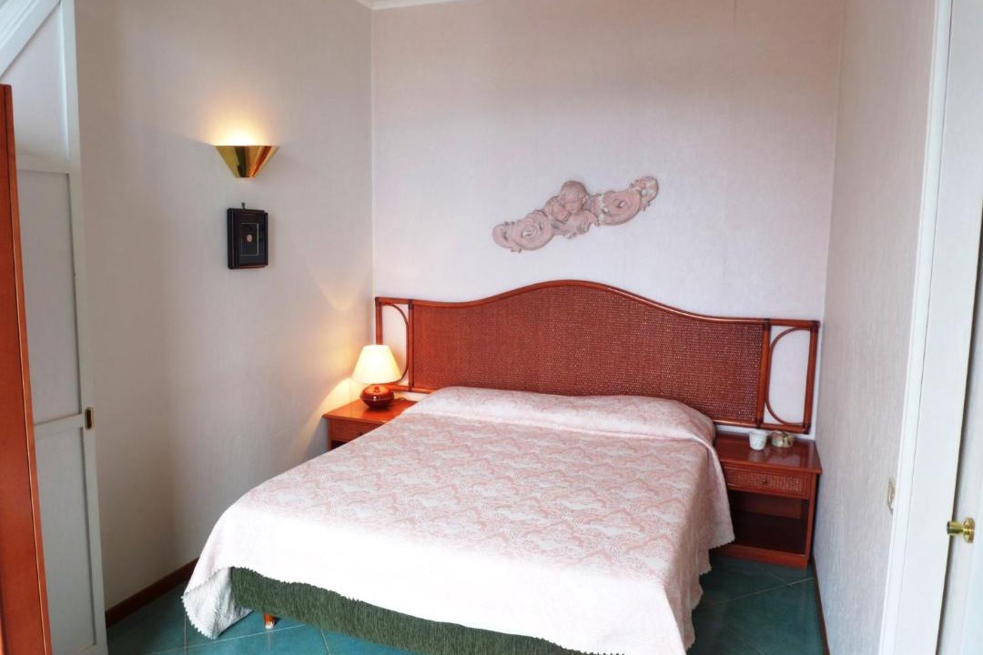 Photo of Bedroom in Pogerola