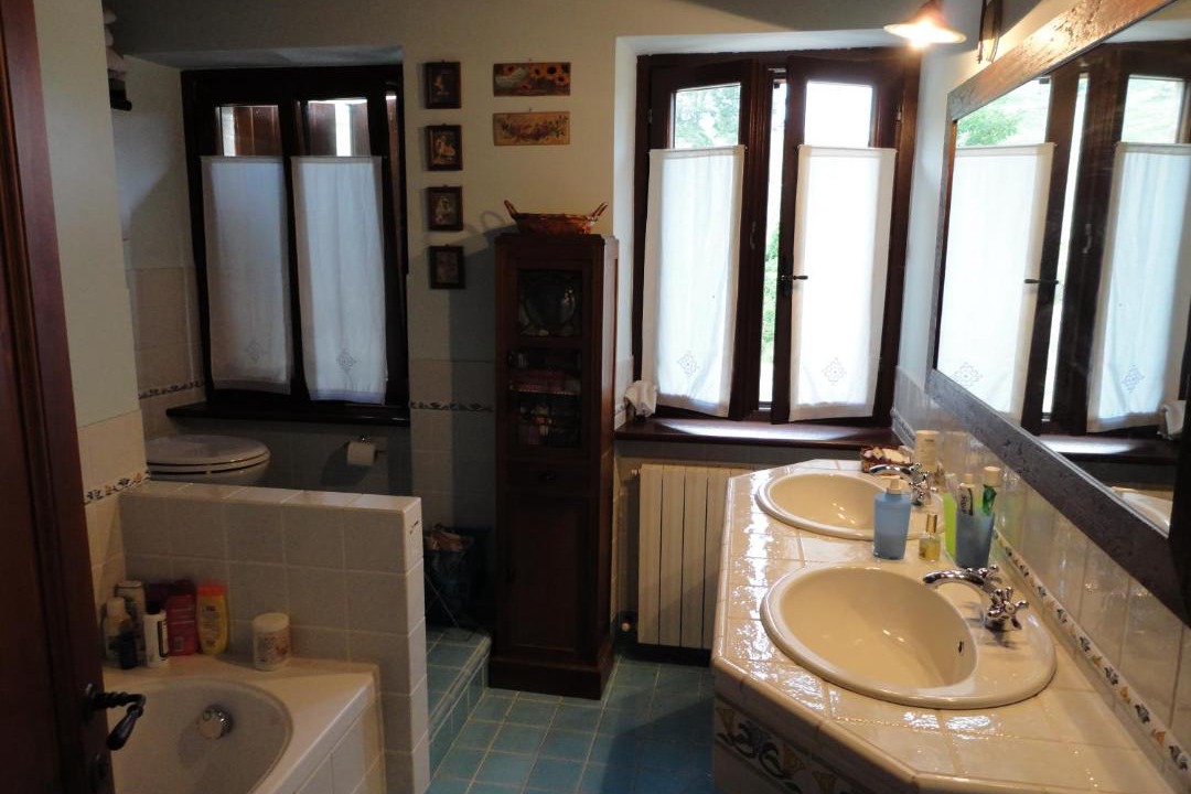 Photo of Bathroom in Amandola