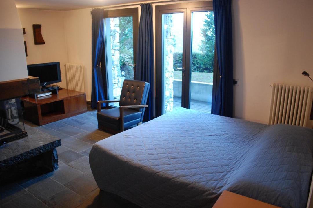 Photo of Bedroom in Como