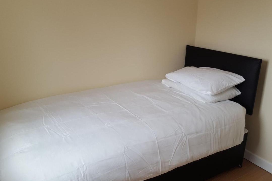 Photo of Bedroom in Queens Quarter