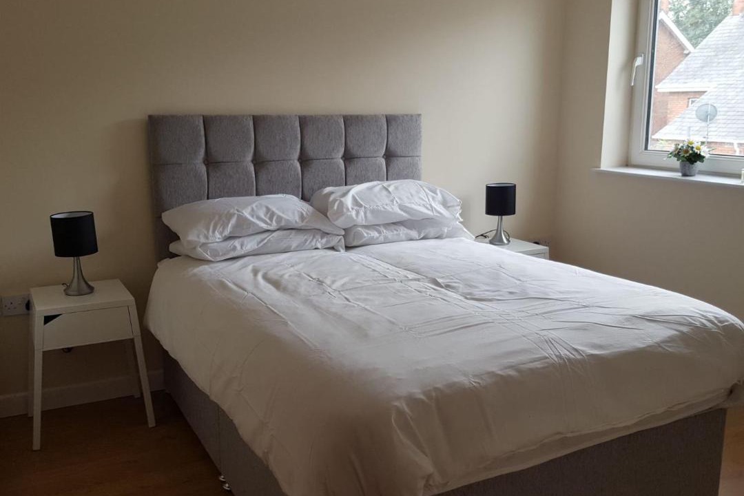 Photo of Bedroom in Queens Quarter