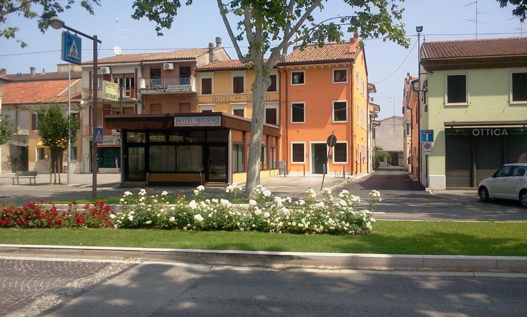 Photo of Others in San Giovanni Lupatoto