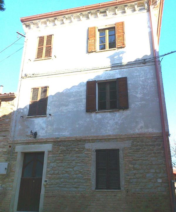 Photo of Buildings in Cabernardi