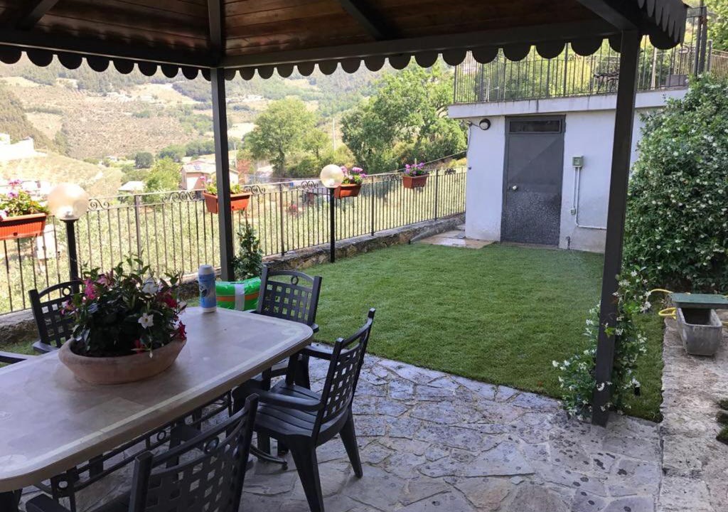 Photo of Patio Balcony in Lenano