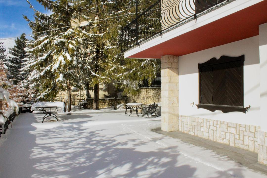 Photo of Buildings in Rivisondoli