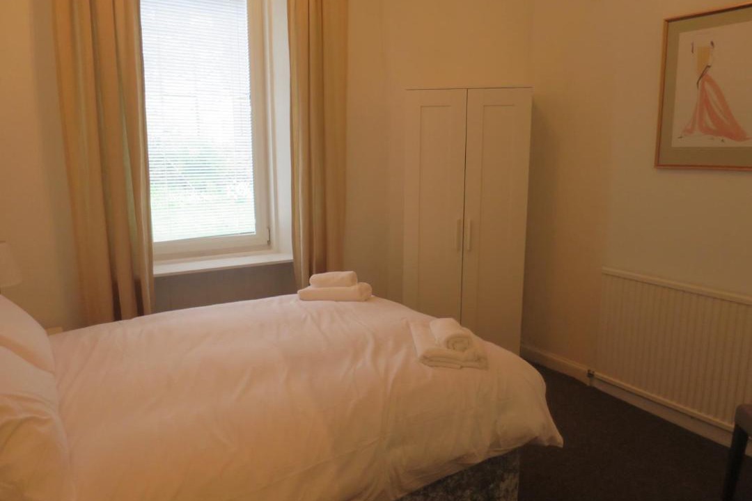 Photo of Bedroom in Newington