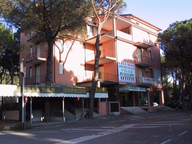 Photo of Buildings in Rosapineta