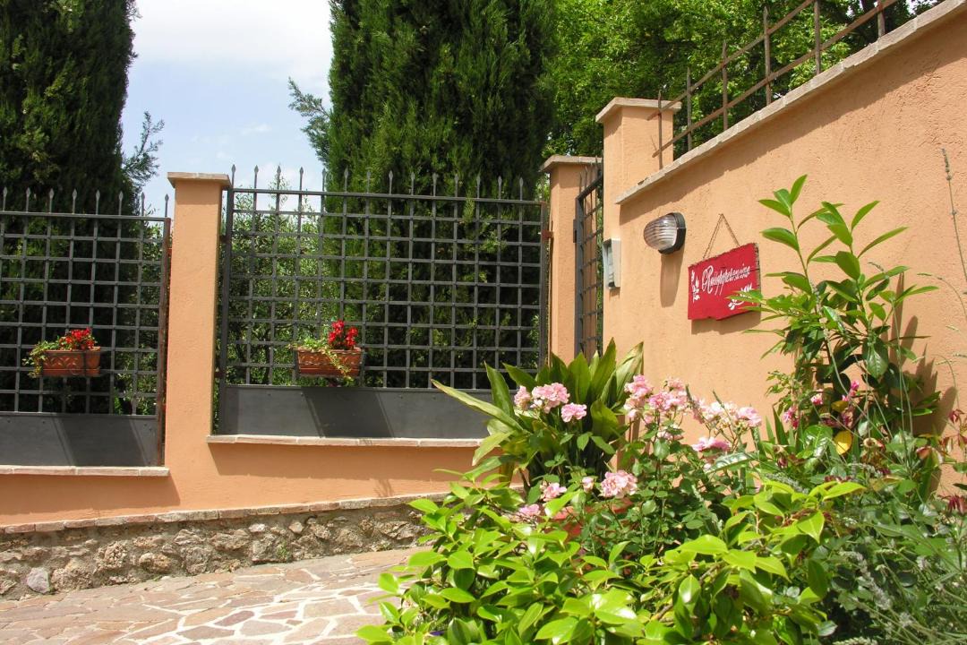 Photo of Buildings in Colpetrazzo