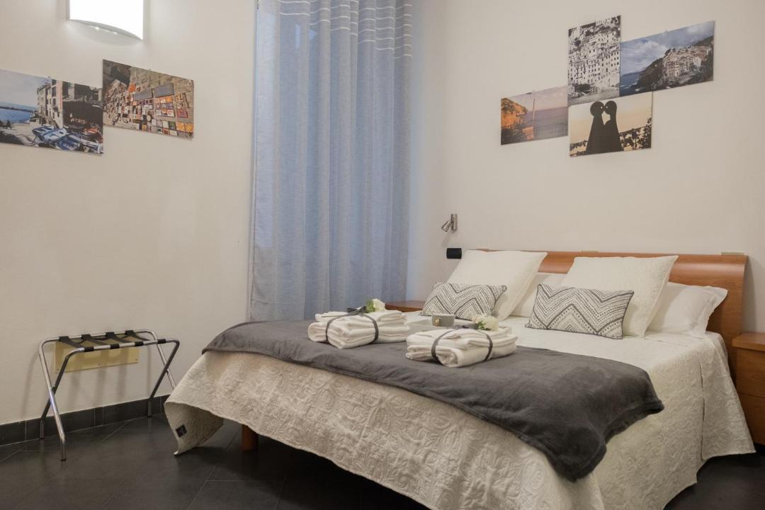 Photo of Bedroom in La Spezia Historic Centre