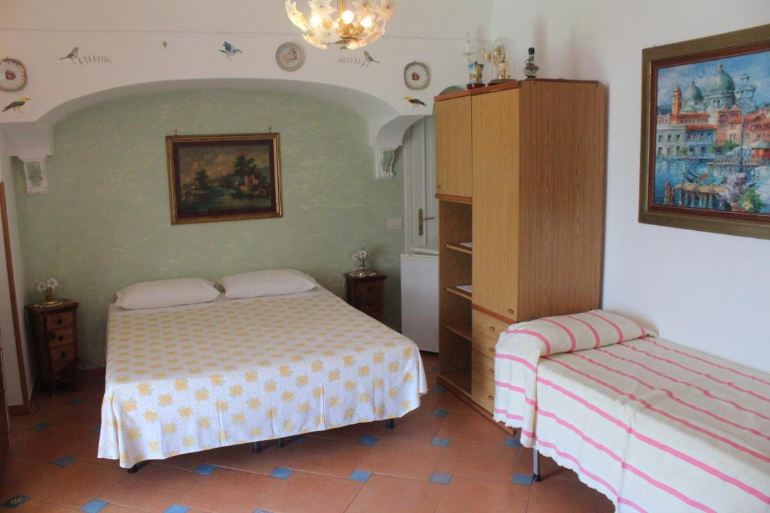 Photo of Bedroom in Pogerola