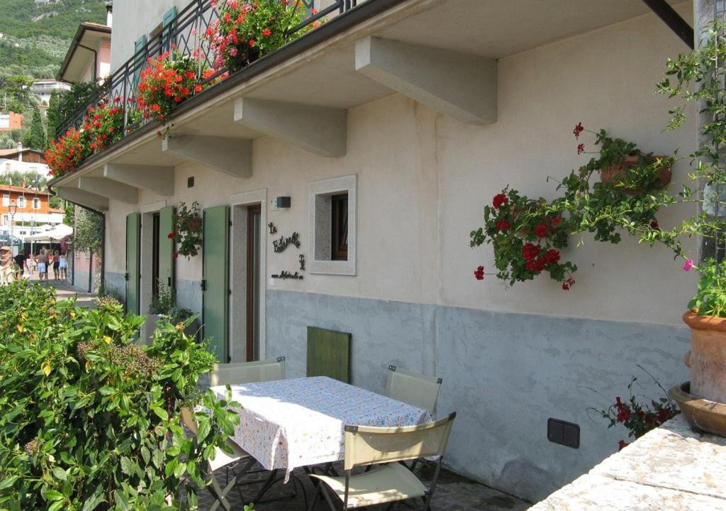 Photo of Buildings in Cassone