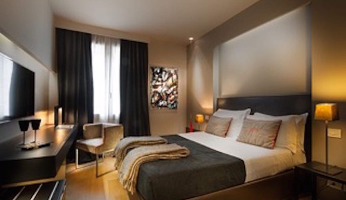 Suite, 1 Queen Bed