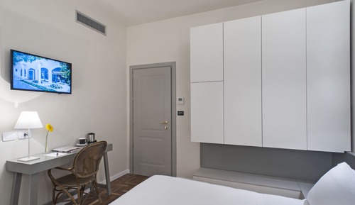 Design Double or Twin Room