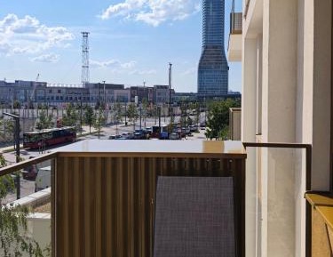 One-Bedroom Apartment with Balcony
