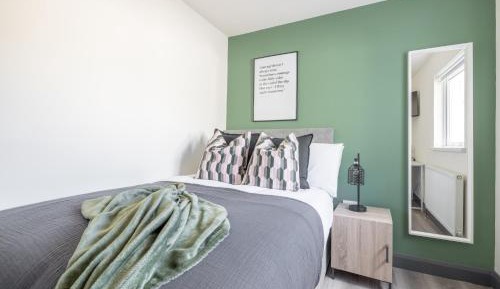Double Room with Shared Bathroom