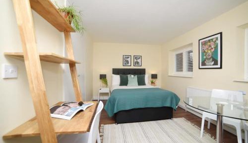 Large Double Room