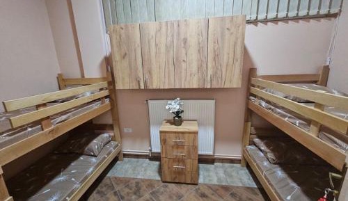 Quadruple Room with Shared Bathroom