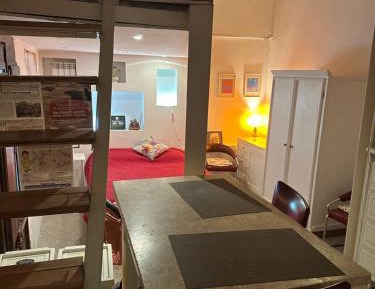 Apartment - Calle Corner 2197