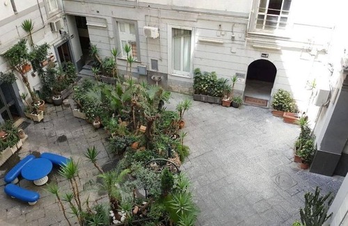 Historical Center Hotel | Napolinn B&B