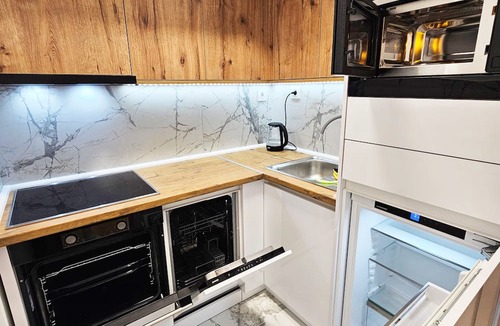 Novi Sad Apartment | Charming 2-bedroom apartment in fabulous Novi Sad with WiFi, AC