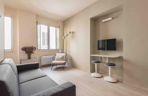 Santo Spirito Apartment | Un Piccolo Gioiello nel Cuore di Firenze