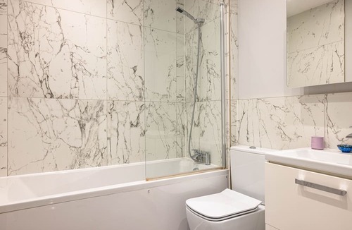 Colville Apartment | Arundel house - Two Bedroom Apartment, Sleeps 4