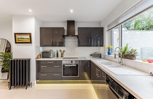Coleraine House | River View Terrace - charming home with river views - availability for The Open