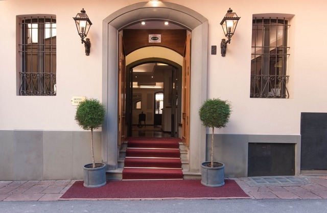 Hotel Touring