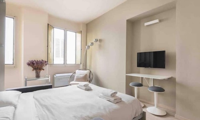 Santo Spirito Apartment | Un Piccolo Gioiello nel Cuore di Firenze